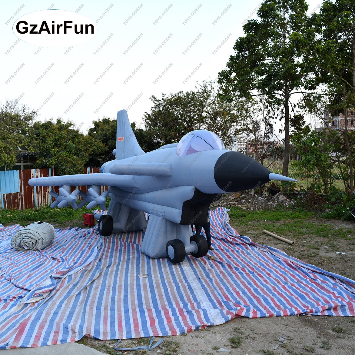 Factory custom outdoor advertising model inflatable fighter plane model