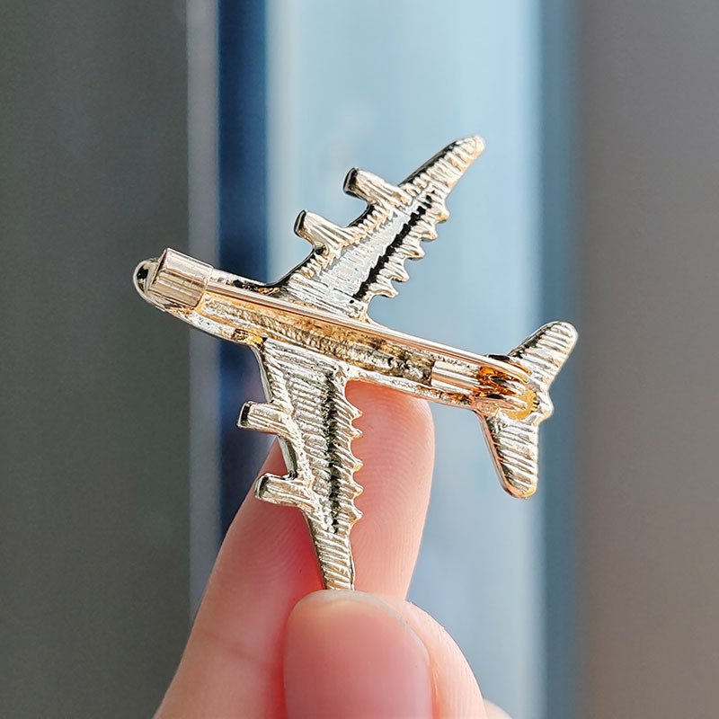 Sming Pins Airplane Shape Badge New Dripping Oil Accessories Cute Airplane Brooch Custom Metal 3d Aircraft Badge