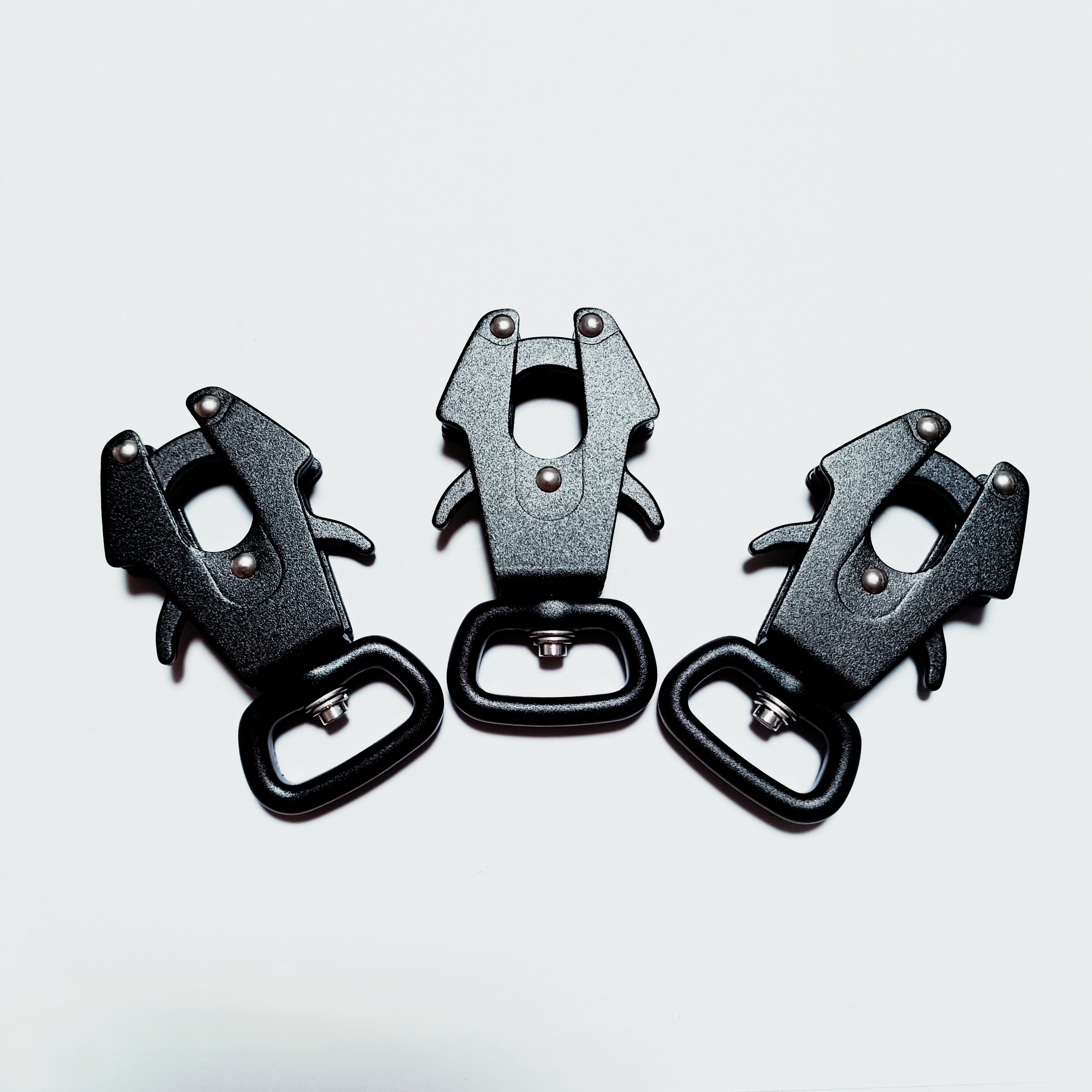 25mm Free Sample Pet Accessories Tactical Dog Leash Carabiner Multi-Function Aluminum Alloy Connectors Clip Frog Buckle