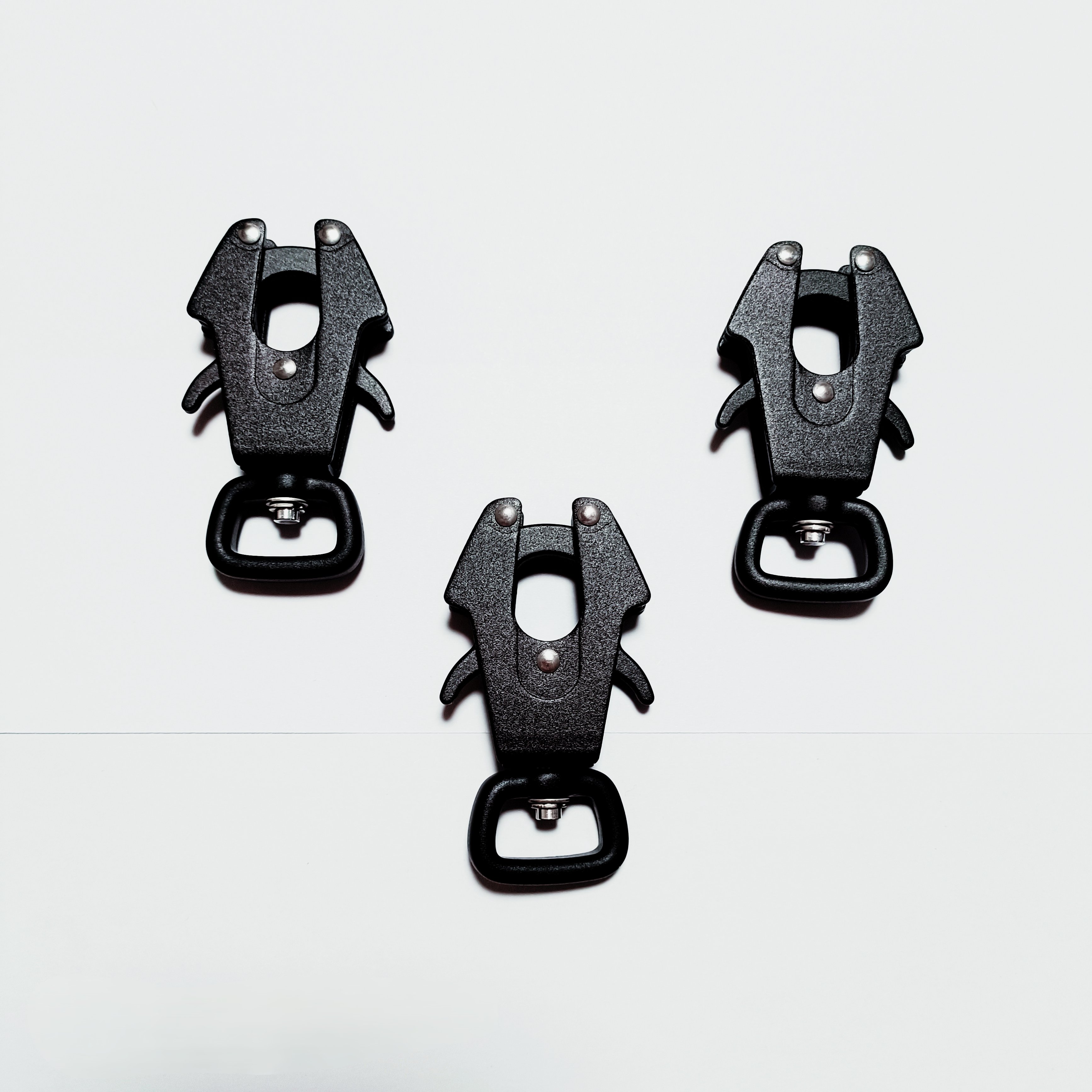 25mm Free Sample Pet Accessories Tactical Dog Leash Carabiner Multi-Function Aluminum Alloy Connectors Clip Frog Buckle