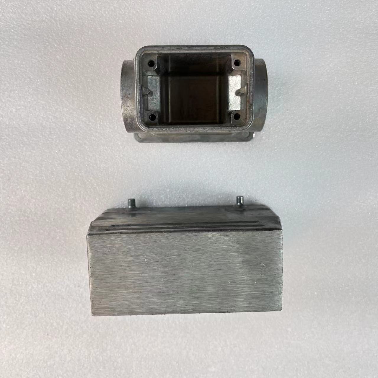 Custom Zamak Zinc Alloy Die Casting High Quality Anodizing Aluminum Die Casting Heavy Duty Aviation Plugs