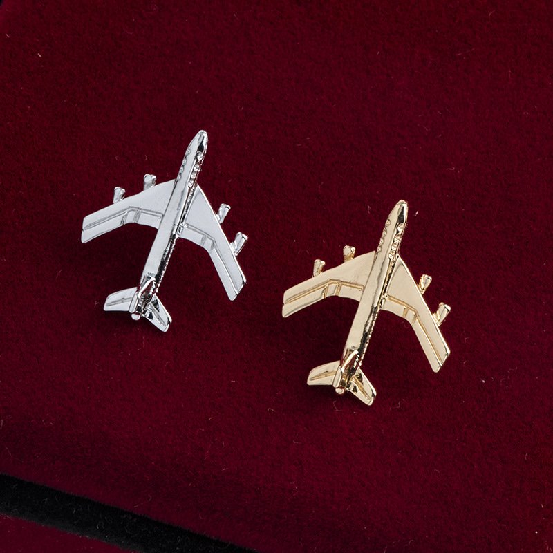 Aircraft Brooch for Women, Minimalist Accessories, Versatile and Atmospheric Outerwear Temperament