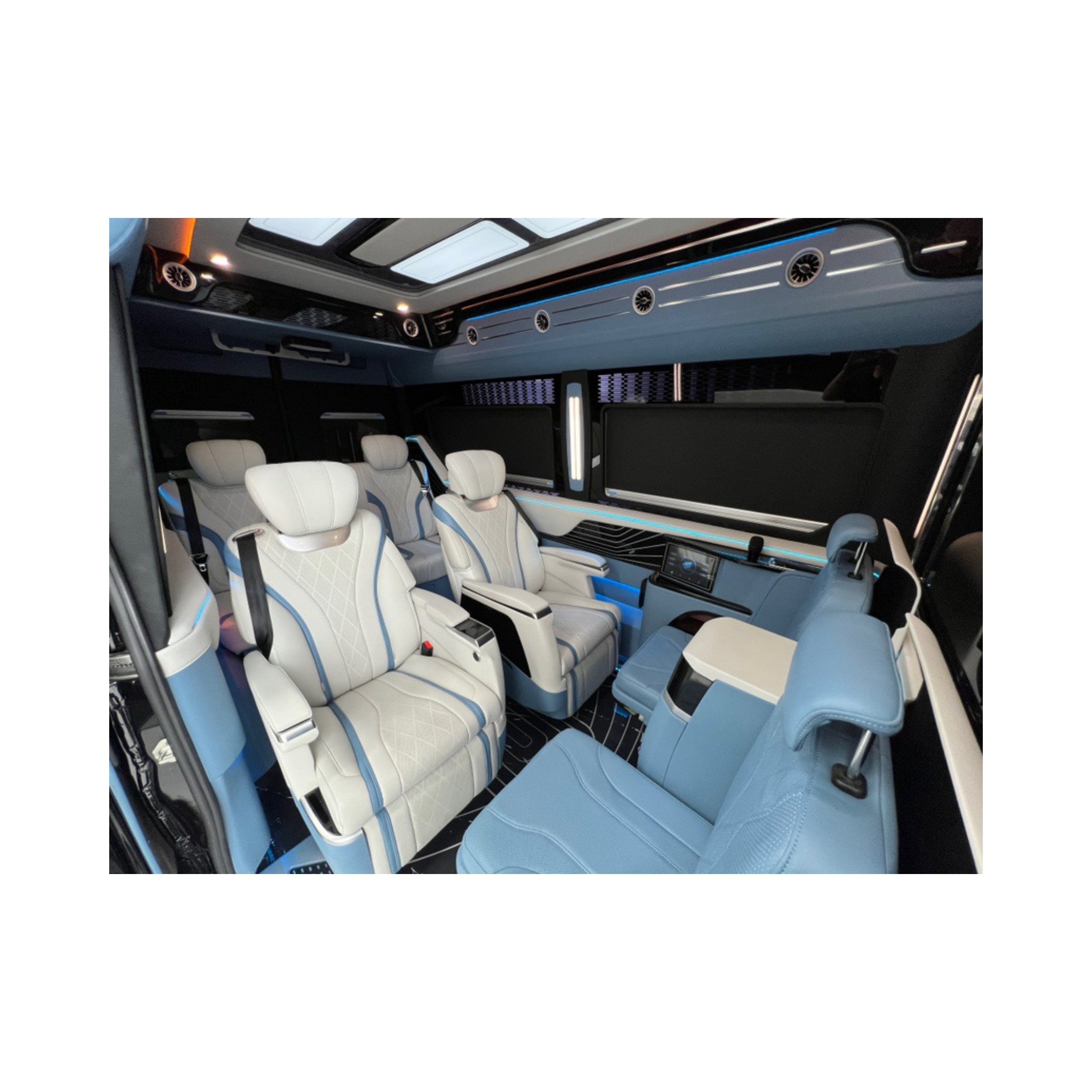Applicable to Benz Vito V260 W447 Interior Upgrade with Center Console Covering Aviation Seat Floor Modification