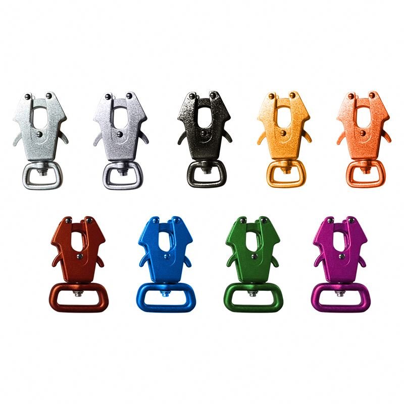 Pet Release Buckle Frog Clip Pet Snap Hook Frog Carabiner Safety Harness Collar Frog Clip Buckles for Dog Leash