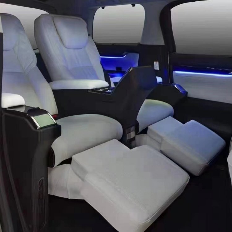 2024 Luxury VIP SUV Accessories Comfort and Style Back Car Seat & Leather Car Refrigerator
