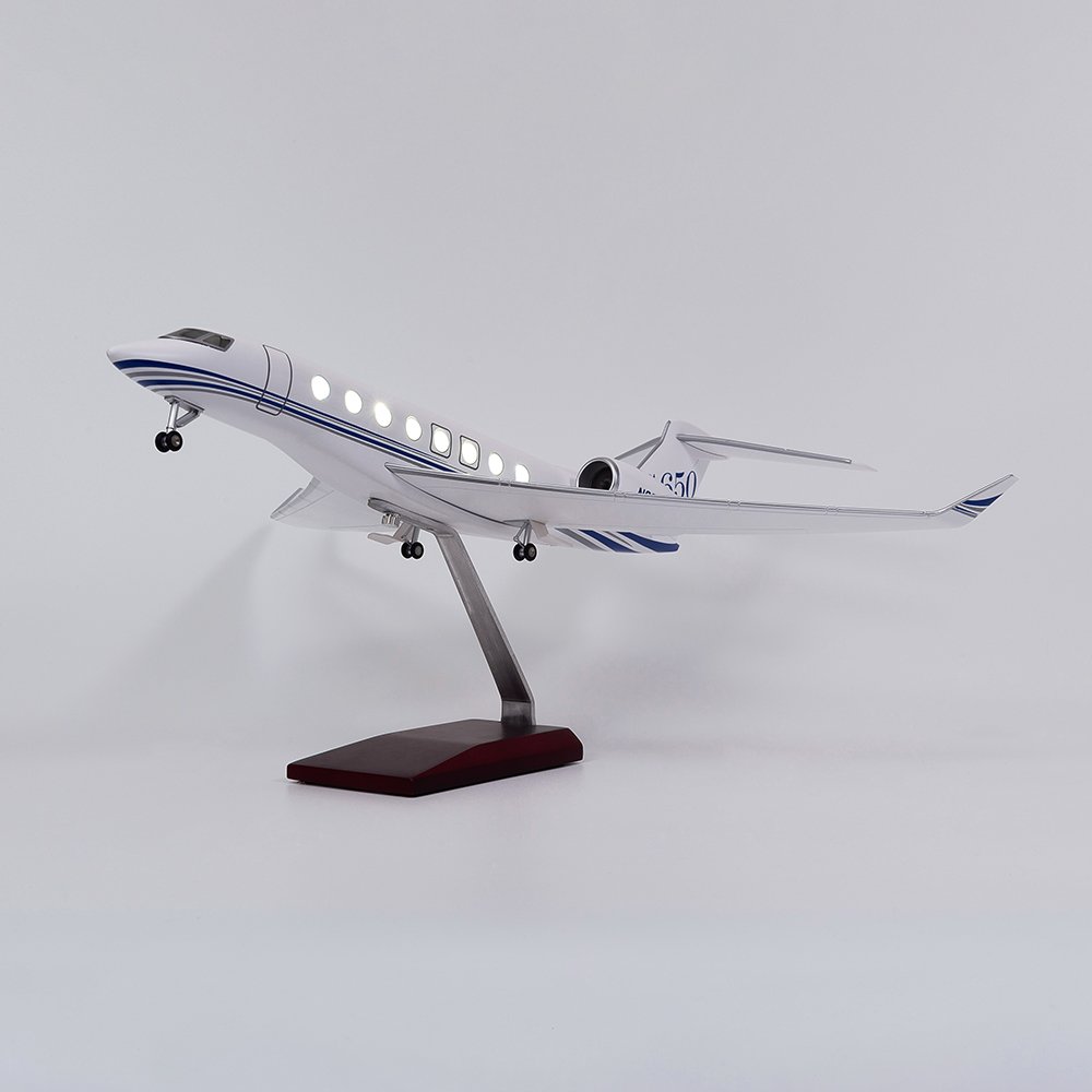 Customized LED Resin Airplane Model Business Jet 1/75 Scale Gulfstream G650 Prototype Private Aircraft Model with Stand
