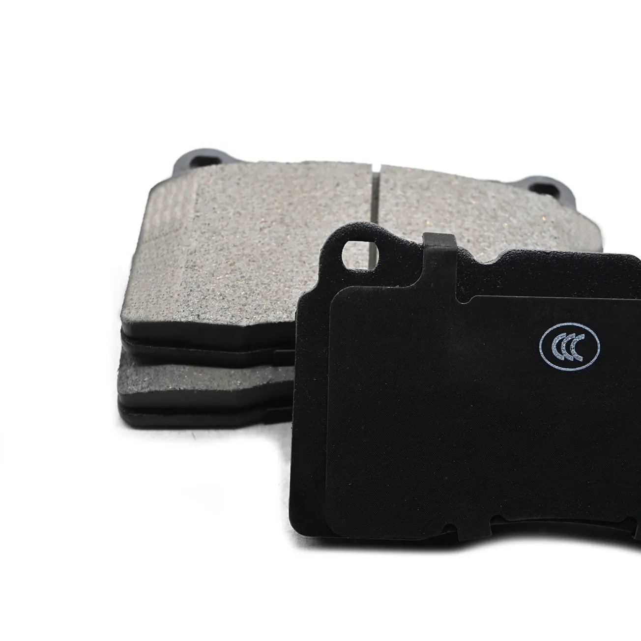 Wholesale Car Brake System Parts Supplier D1016 30646135/307489570 GDB2007 for VOLVO S60 Auto Dust Free Semi Metallic Brake Pad