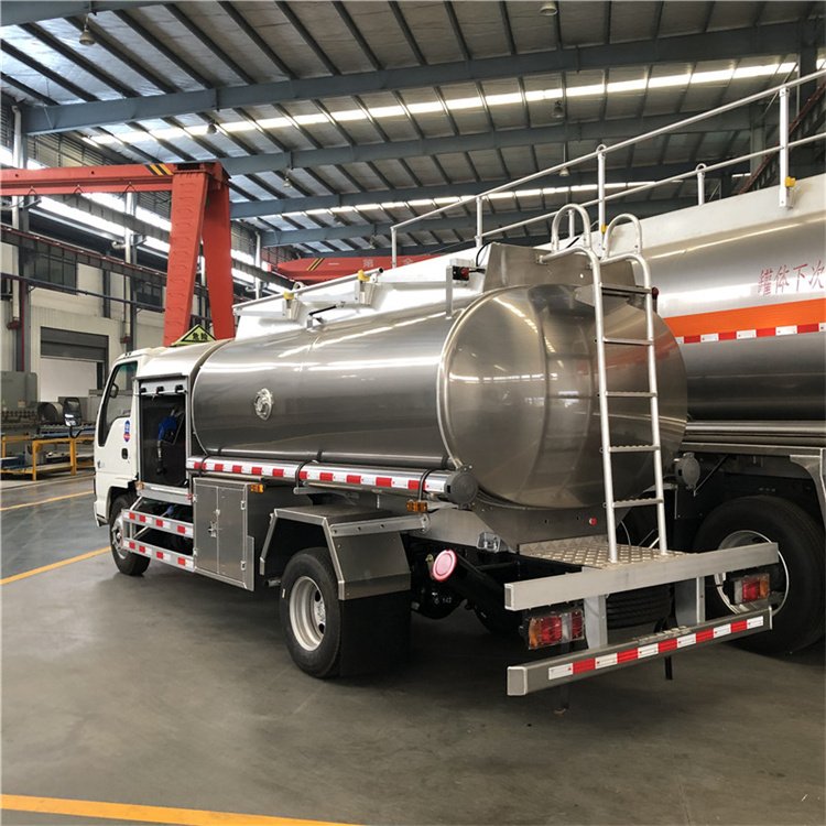 Chinese Manufacturer ISUZU 600P KV600 4,000 Liters Jet Aviation Refueler Jet and Avgas Refueling Trucks