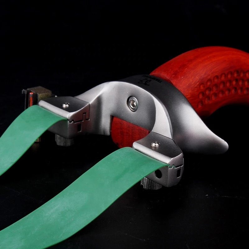 Stainless Steel Hunting Slingshot Precision Slingshot Chinese Slingshot