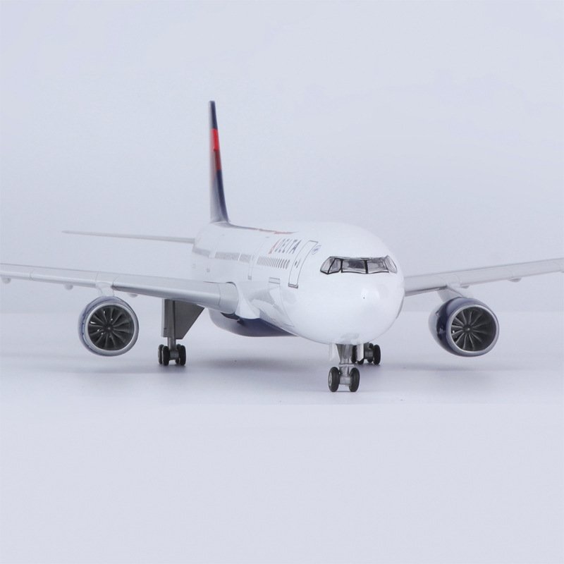 1/135 Aircraft Model 47CM for Aviation A330 Delta Airplane Aircraft Souvenirs with Landing Gears Support Customization