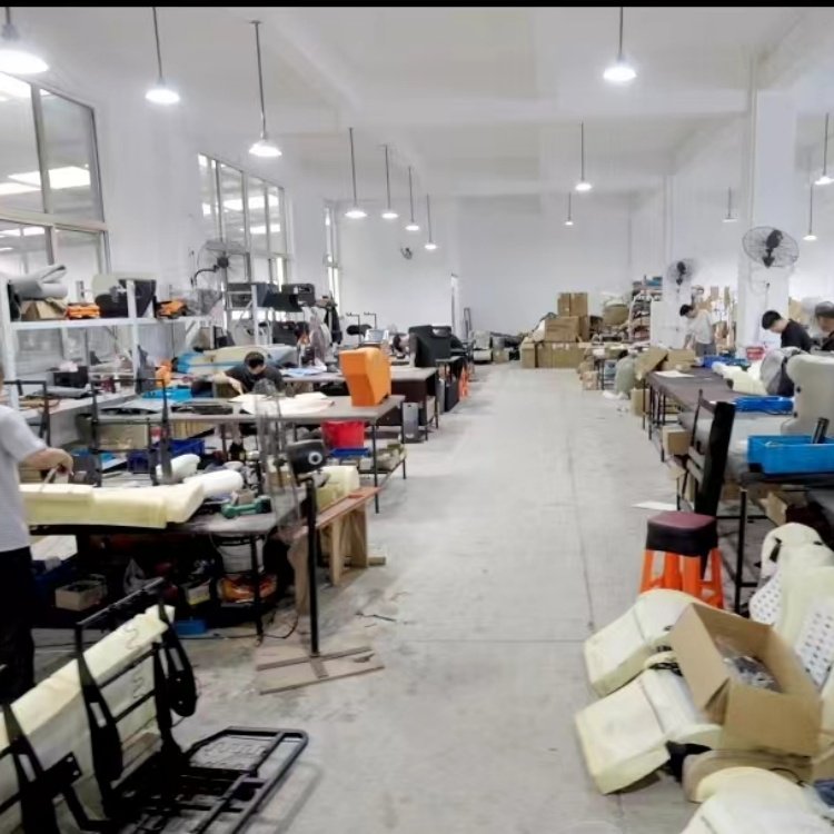 2025 Luxury Van Multifunctional Aviation Leather Seats Custom Interior Upgrade for VIP Car Modification Premium Parts