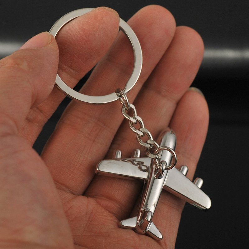 Wholesale 3D Aircraft Keychains Aviation Enthusiast Pilots Gift Polished Silver Model Aircraft Metal Keychain Keychains