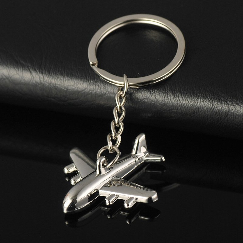 Wholesale 3D Aircraft Keychains Aviation Enthusiast Pilots Gift Polished Silver Model Aircraft Metal Keychain Keychains