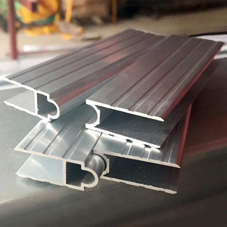 LI CHUAN Hardware Aviation Case Edging Aluminum Material 4.5 Groove 72 High Arc Concave Bending Strips Manufacturer Direct Sales