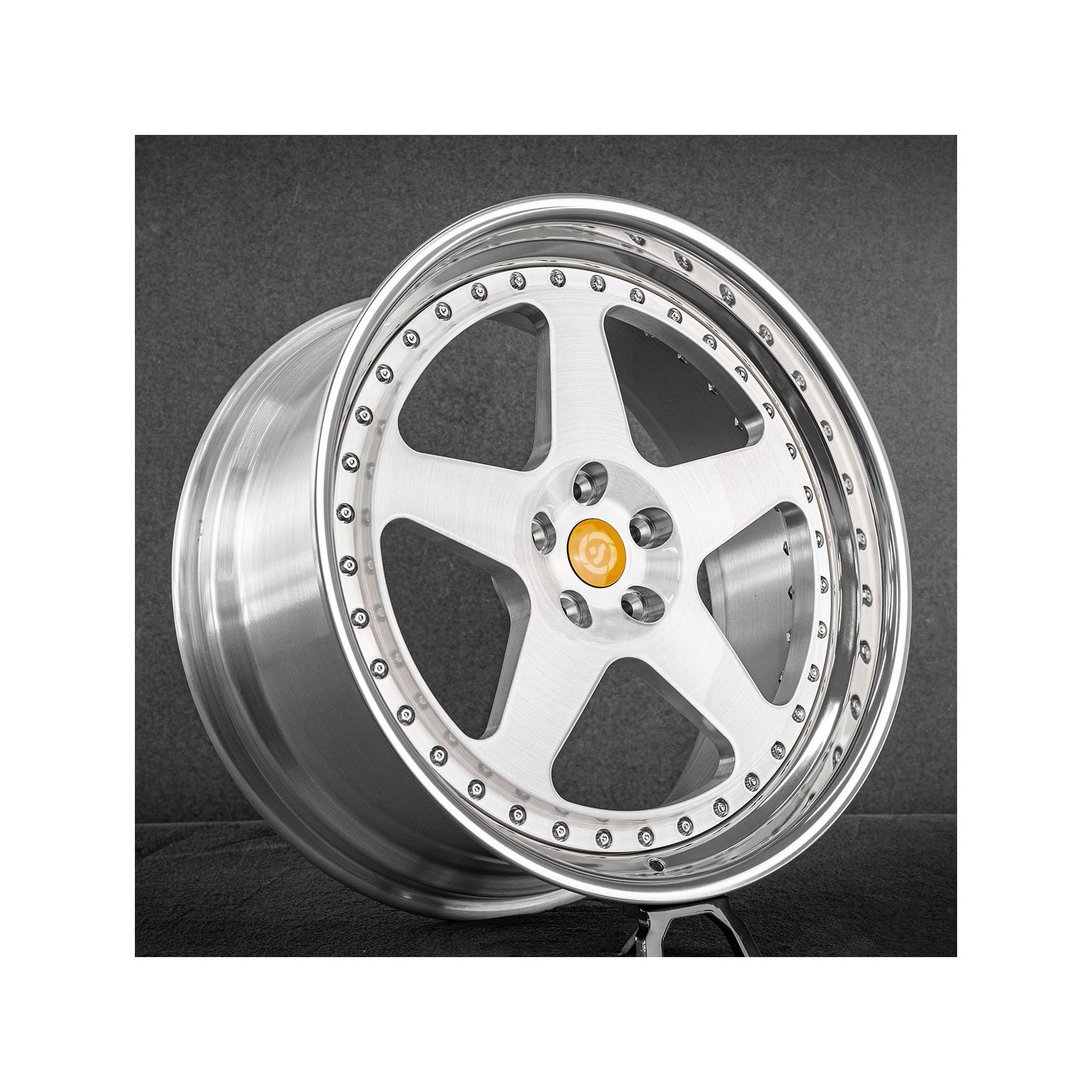 Custom Passenger Car Rims 2 Piece Forged Wheel Alloy 17/18/19/20/21/22/23/24/26 Inches T6061 Aviation Aluminum Car Rims