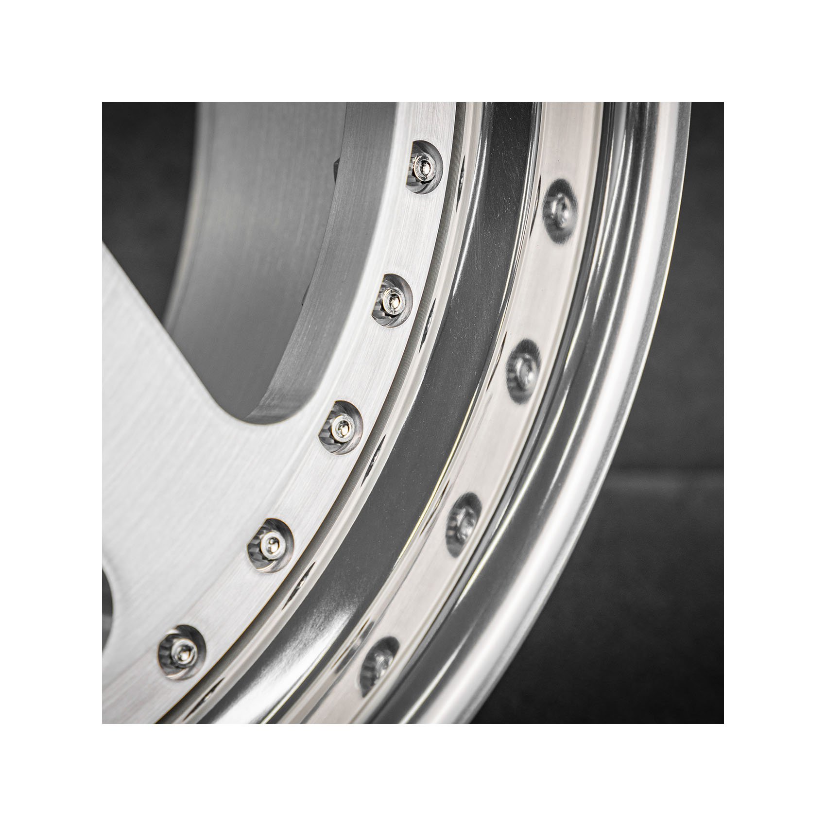 Custom Passenger Car Rims 2 Piece Forged Wheel Alloy 17/18/19/20/21/22/23/24/26 Inches T6061 Aviation Aluminum Car Rims