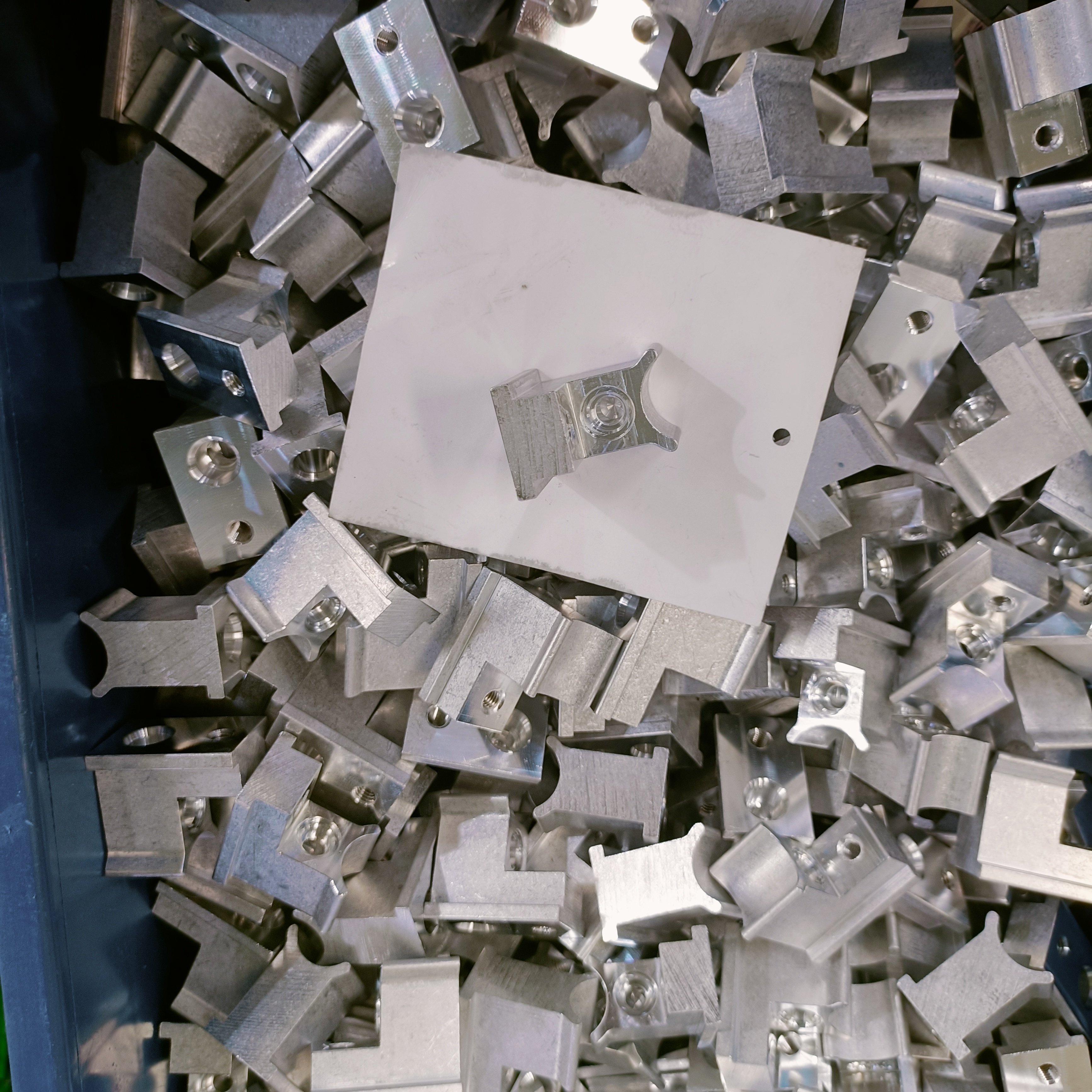OEM Turning Milling Aluminum 6061 Metal CNC Machining Service Precision Aviation 5 Axis CNC Machining Parts
