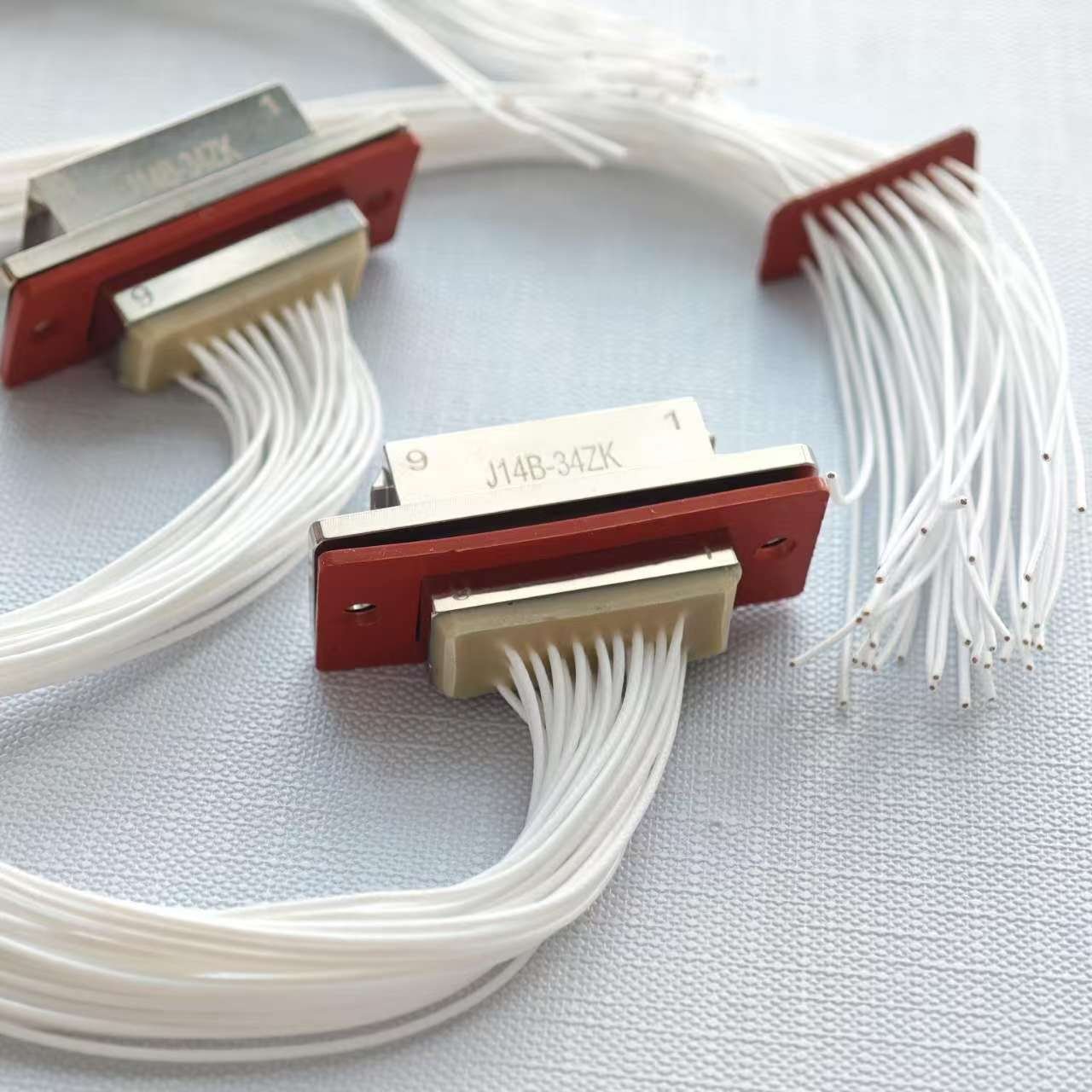 J14B Series Aviation Electrical Connector J14B-34ZK J14B-34TK J14B-34ZJ J14B-26TJ J14B-26TK and Customized Cable Assembly