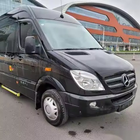  MERCEDES BENZ MPV with Double Wishbone Suspension 3000-3500mm Wheelbase 7-18 Seats Experience Excellence