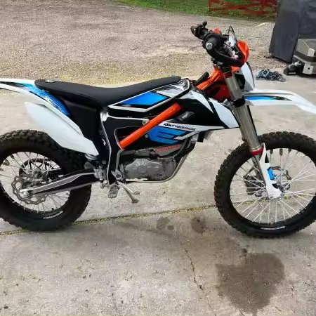 New Ray 57943 Moto Dirt Bike KTM 450 SX-F Miniature Motorbike, Multicoloured