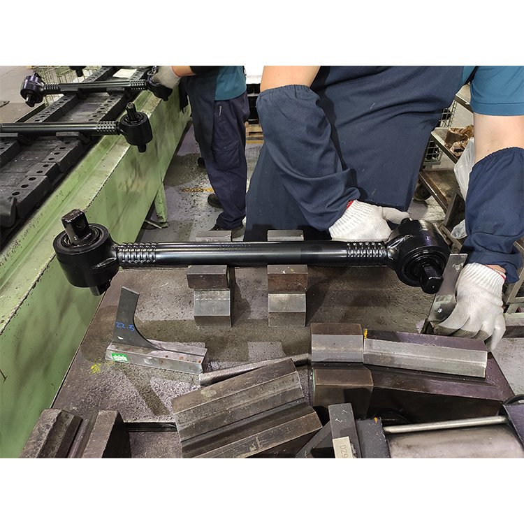 Factory Hot Sale Thrust Rod Truck Parts Upper High Quality Thrust Rod Assembly Dump Tractor Trucks Accessories Parts