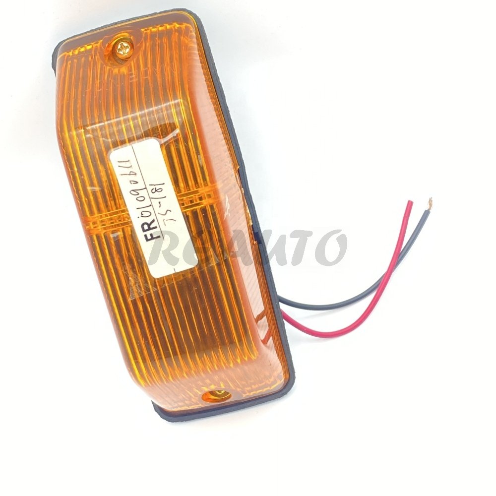 OEM 0018204921 0018205021 2D0949101A Turn Signal Lamp for Mercedes Benz Bus Spare Parts