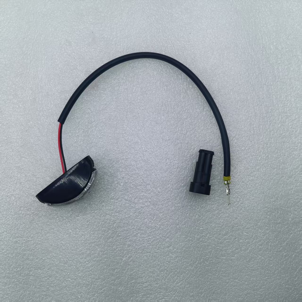 High Quality Bus Spare Parts High Level Lamp for Yutong Zhongtong Jinlong Haiger Cars
