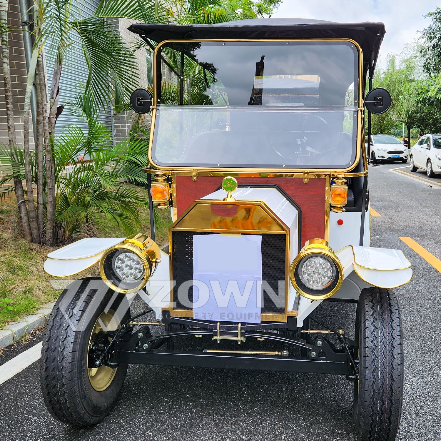 Electric Retro Vintage Classic Car New 5 Seats Vintage Style Electric Classic Car