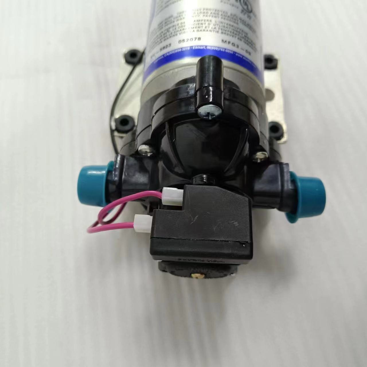 Good Quality Bus Toilet DC Water Pump China Wholesale Water Pump for Zhongtong Bus Parts