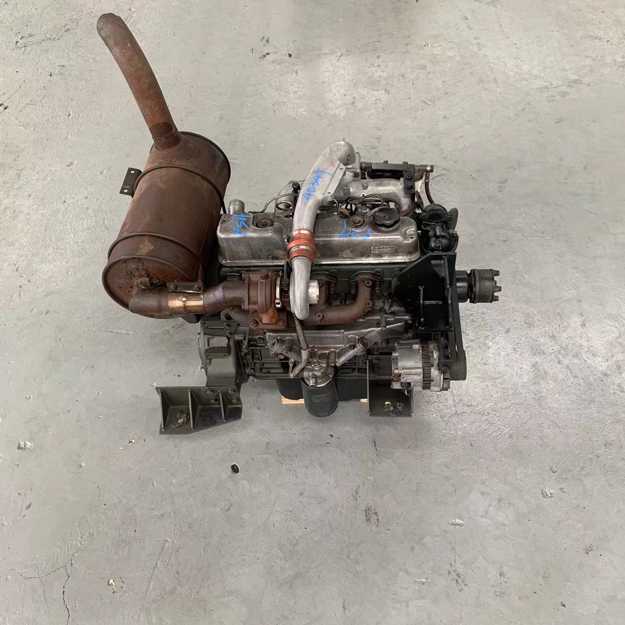 High Quality 4 Cylinder 4D34T for Mitsubishi Canter Engine Used diesel Engine for Excavator