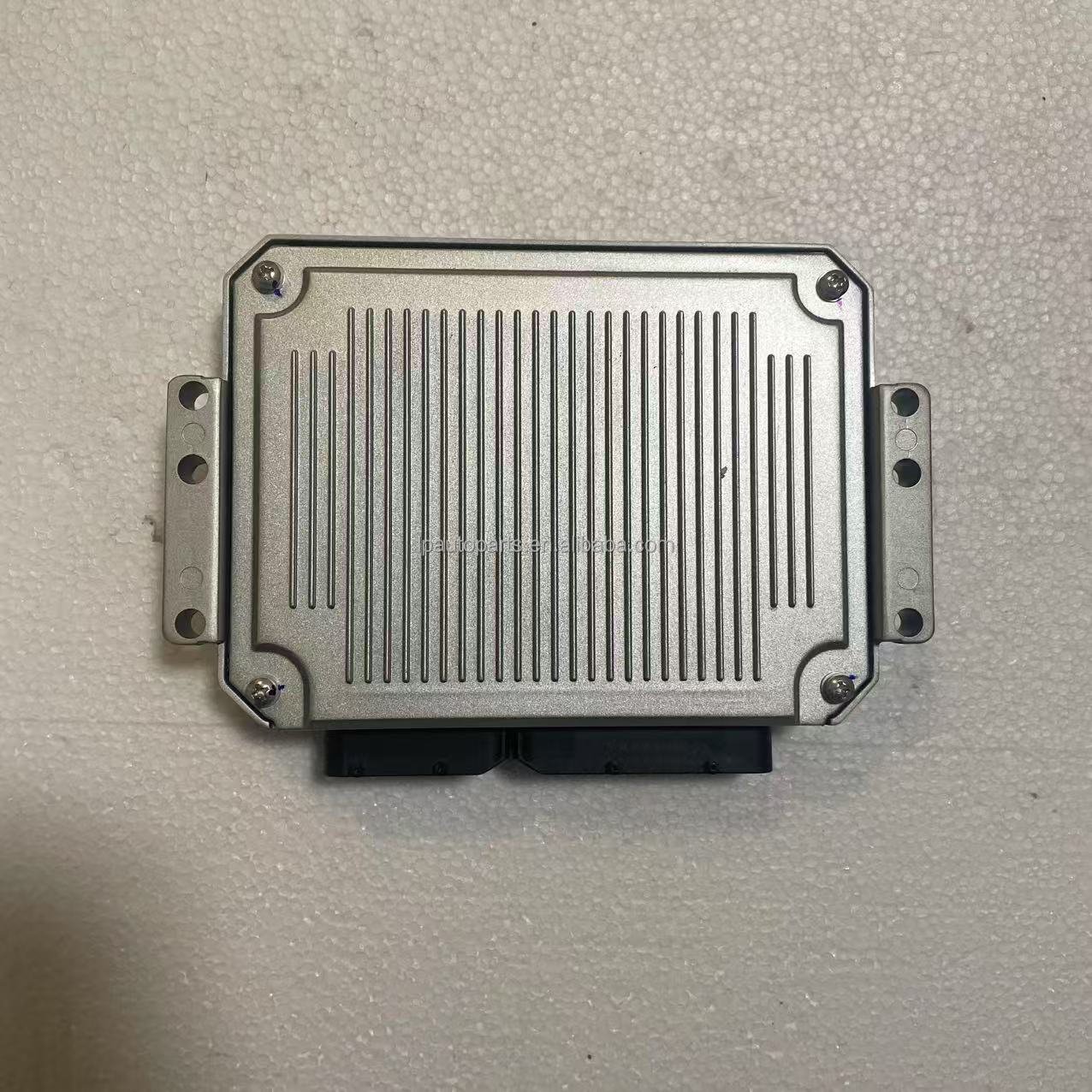ZHONGTONG New Vehicle Control ZTVCU-EE-T006 Electric Bus Spare Parts Plastic and Metal Material