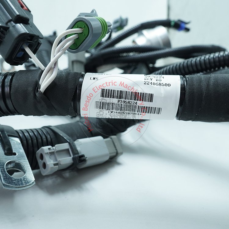 ISB5.9 QSB5.9 ISB QSB Auto Engine Parts ECM Engine Control Module Wiring Harness 3958224 3937165
