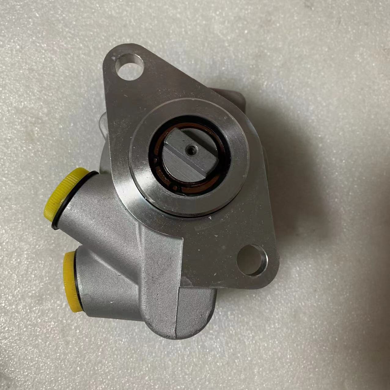 Zhongtong Jinlong Haige BYD Bus Electric steering booster oil pump Steering booster pump direction oil pump K04-02.3 FZB12E4C1