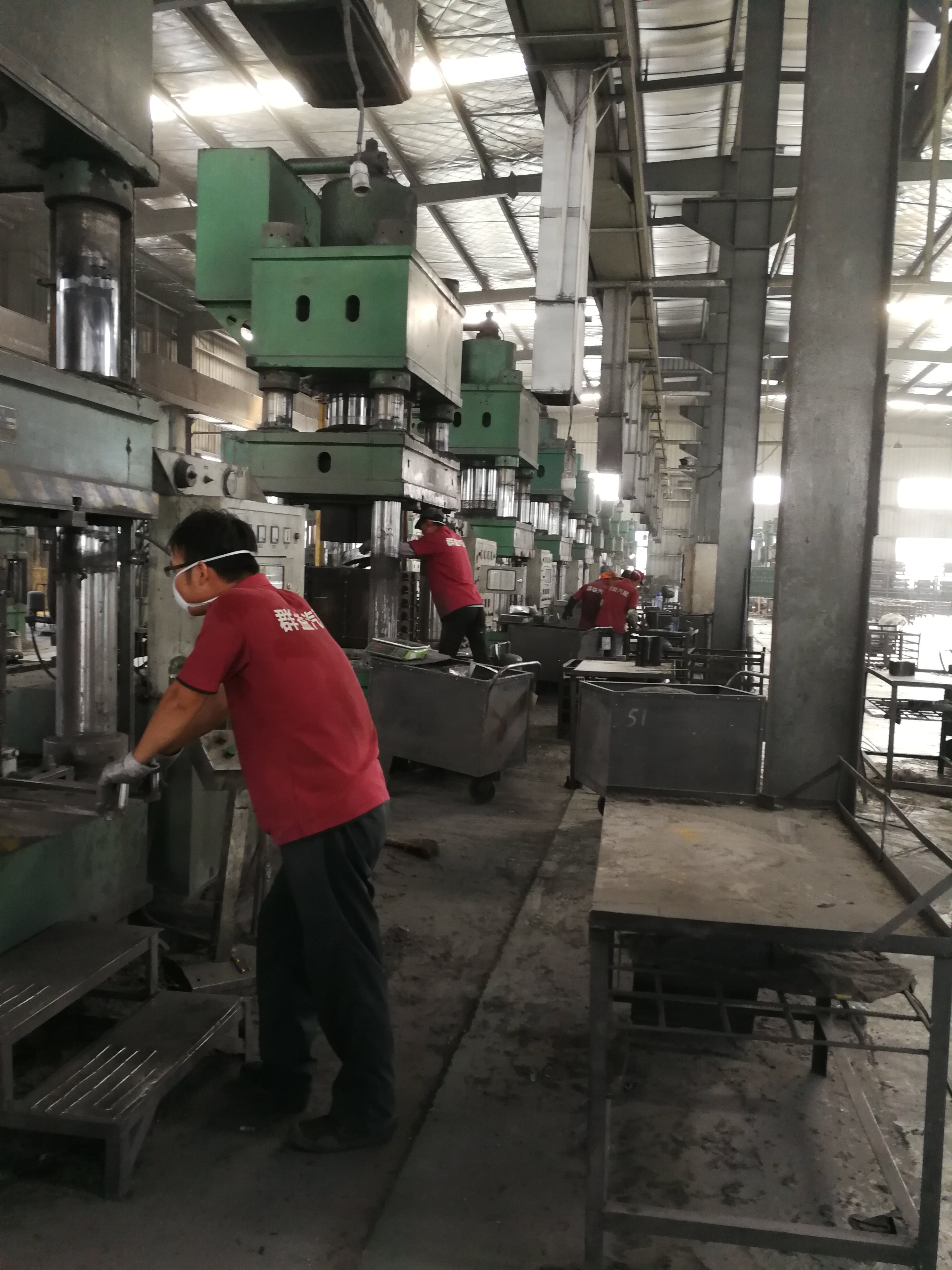 China Good Supplier of Brake Spare Part 3502XN-105 Brake Lining for Trucks