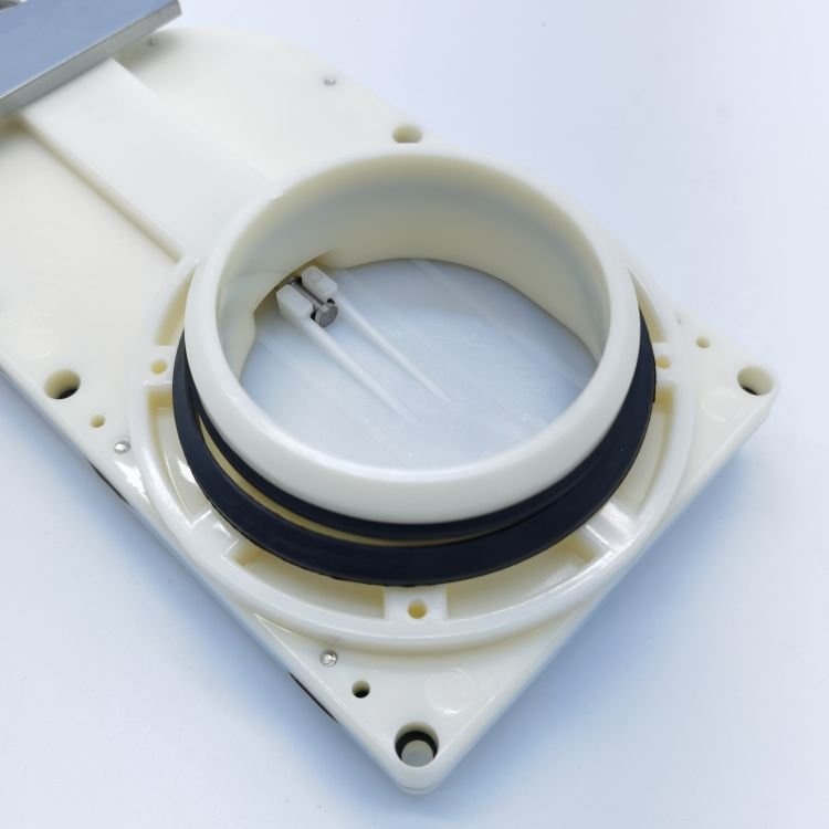 Kinlong Yutong Bus Accessories Quality Products Toilet Sewage Valve 8500-00399.