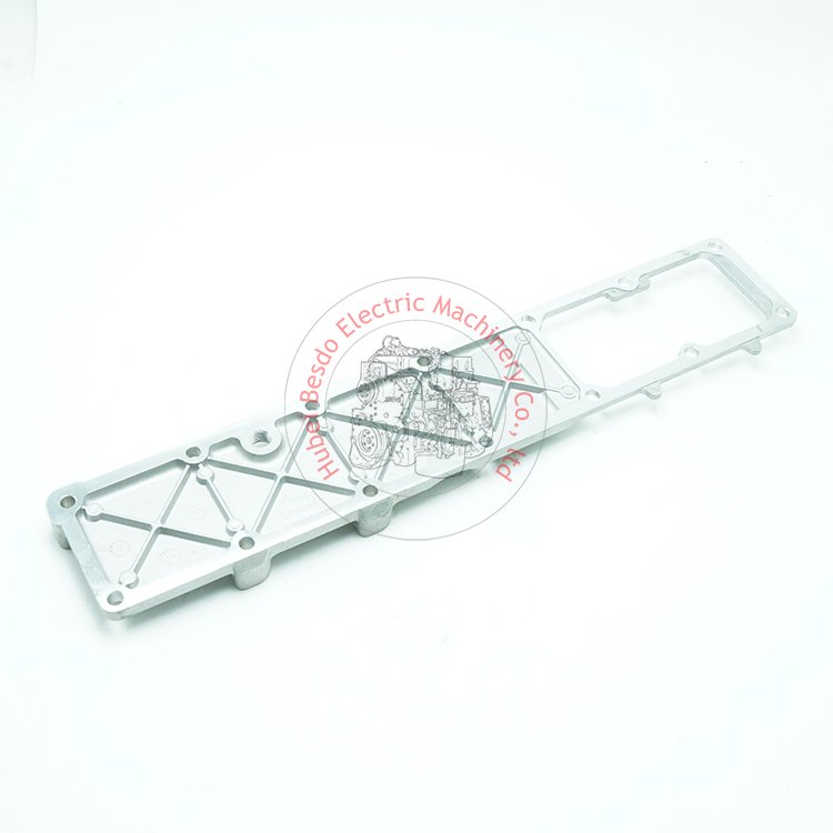 SAA6D107E-1 6754-11-4230 Excavators Engine Parts air Intake Manifold Cover 6754-11-4230
