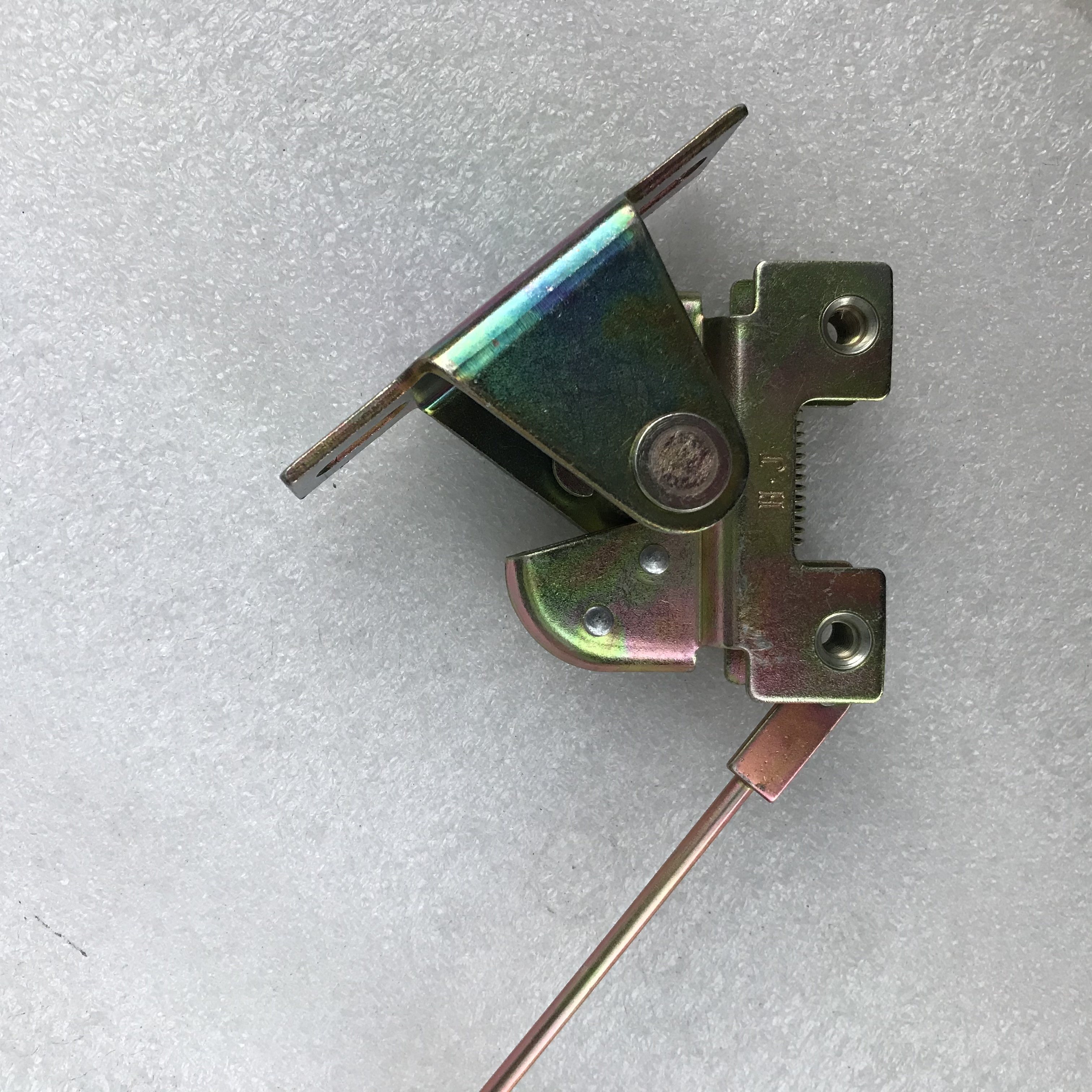 High Quality Force-saving Structure Pull Ring Flat Lock (Pull) 5302-07624 for Bus Parts and Accessories