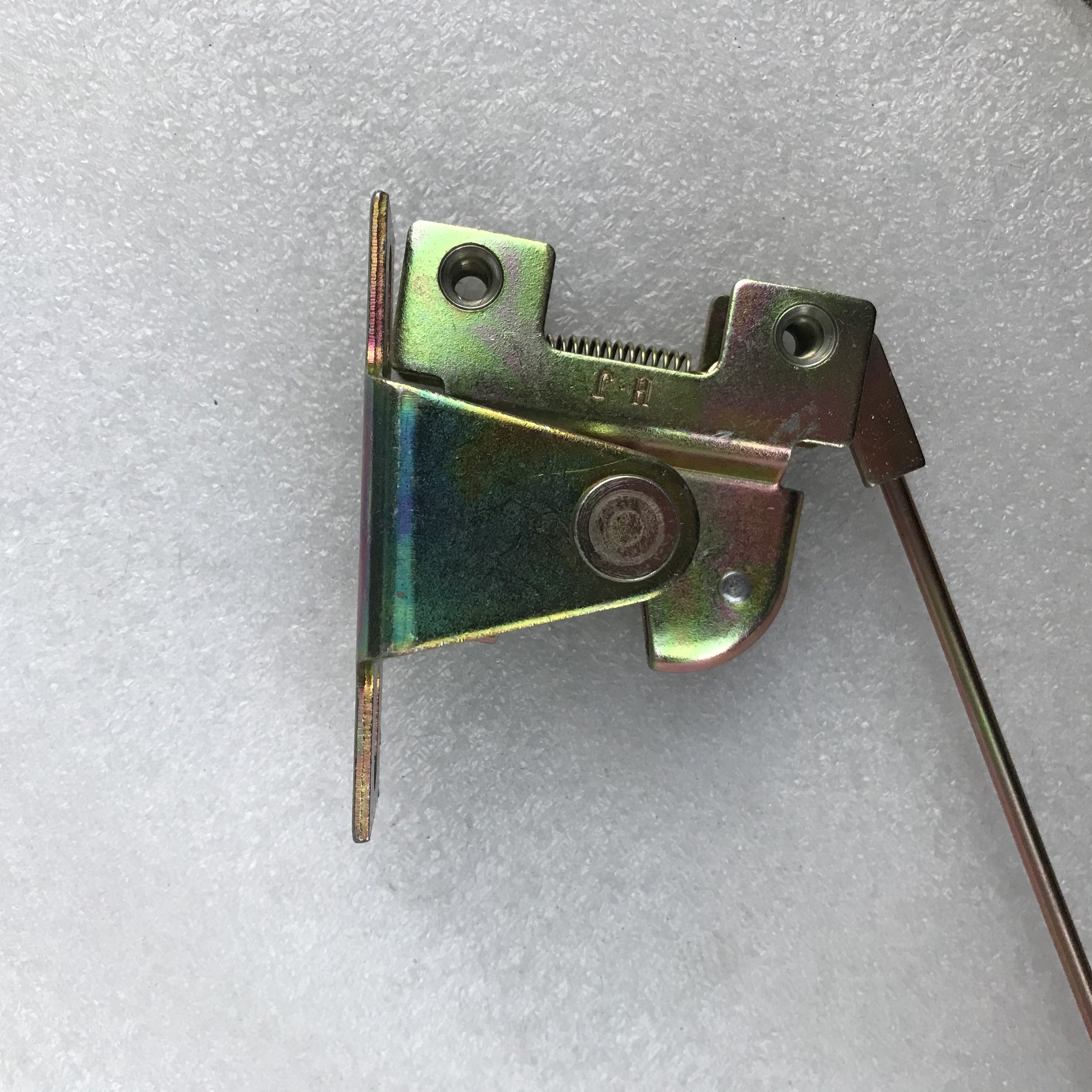 High Quality Force-saving Structure Pull Ring Flat Lock (Pull) 5302-07624 for Bus Parts and Accessories