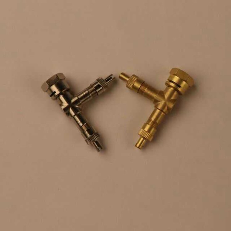 8V1 Valve Adapter Valve Triple Adapter for Truck or Bus or Car Valve Tpms for Truck From Tire Wheel