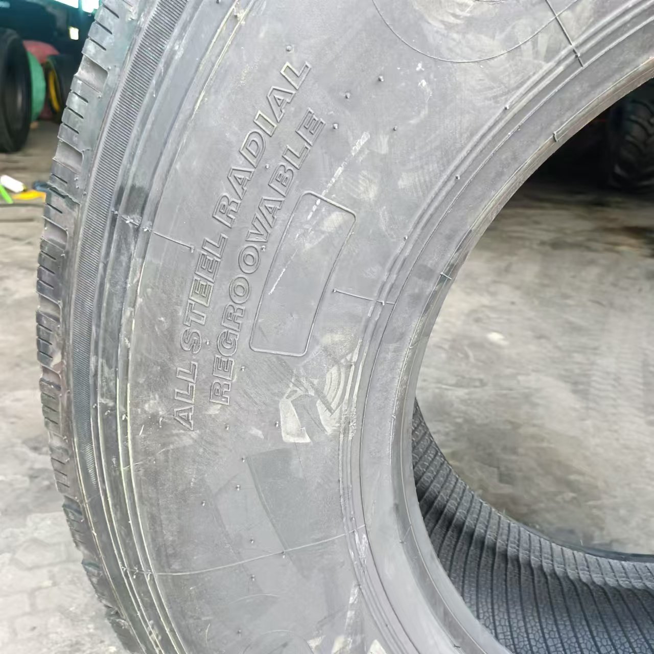 Factory Direct Supply385/65R22.5Universal Front and Rear Wheels Truck and Bus Utility Spot Supply