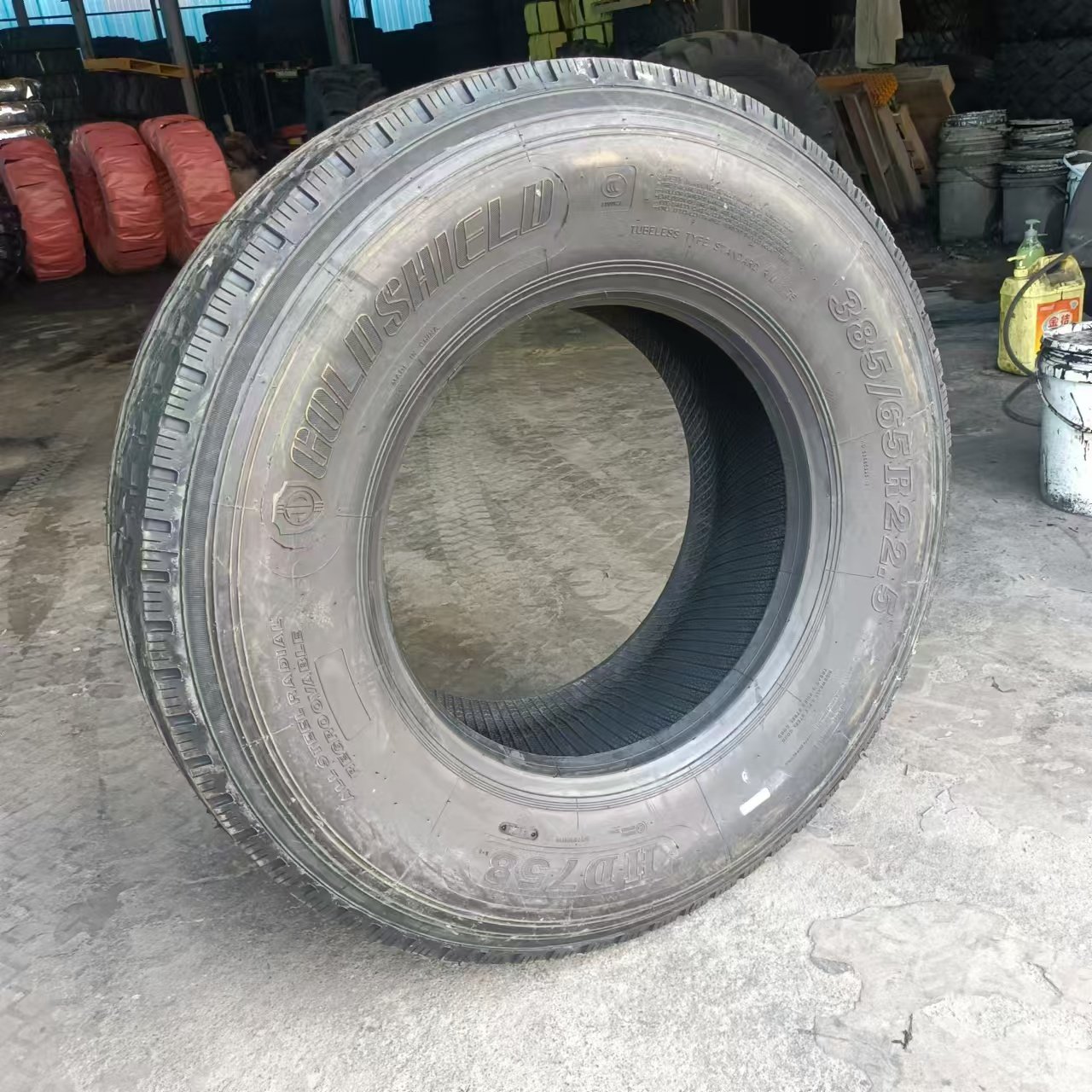 Factory Direct Supply385/65R22.5Universal Front and Rear Wheels Truck and Bus Utility Spot Supply