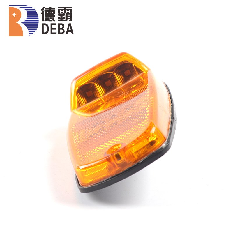 Hunan Deba Factory Supply 2 Years Warranty 5pcs LEDs Square Side Marker&Clearance Light for Trucks Trailers Buses