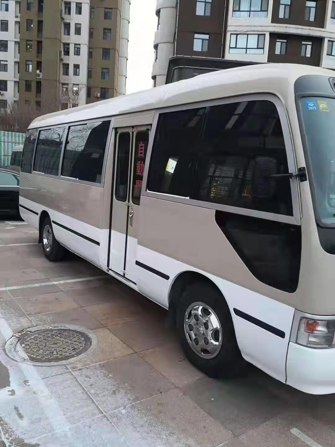 toyota coaster coach Bus with Left Hand Drive 30 Seats Bus Used Car in Cheap Price Manual 1hz Engine diesel coach Passenger Bus