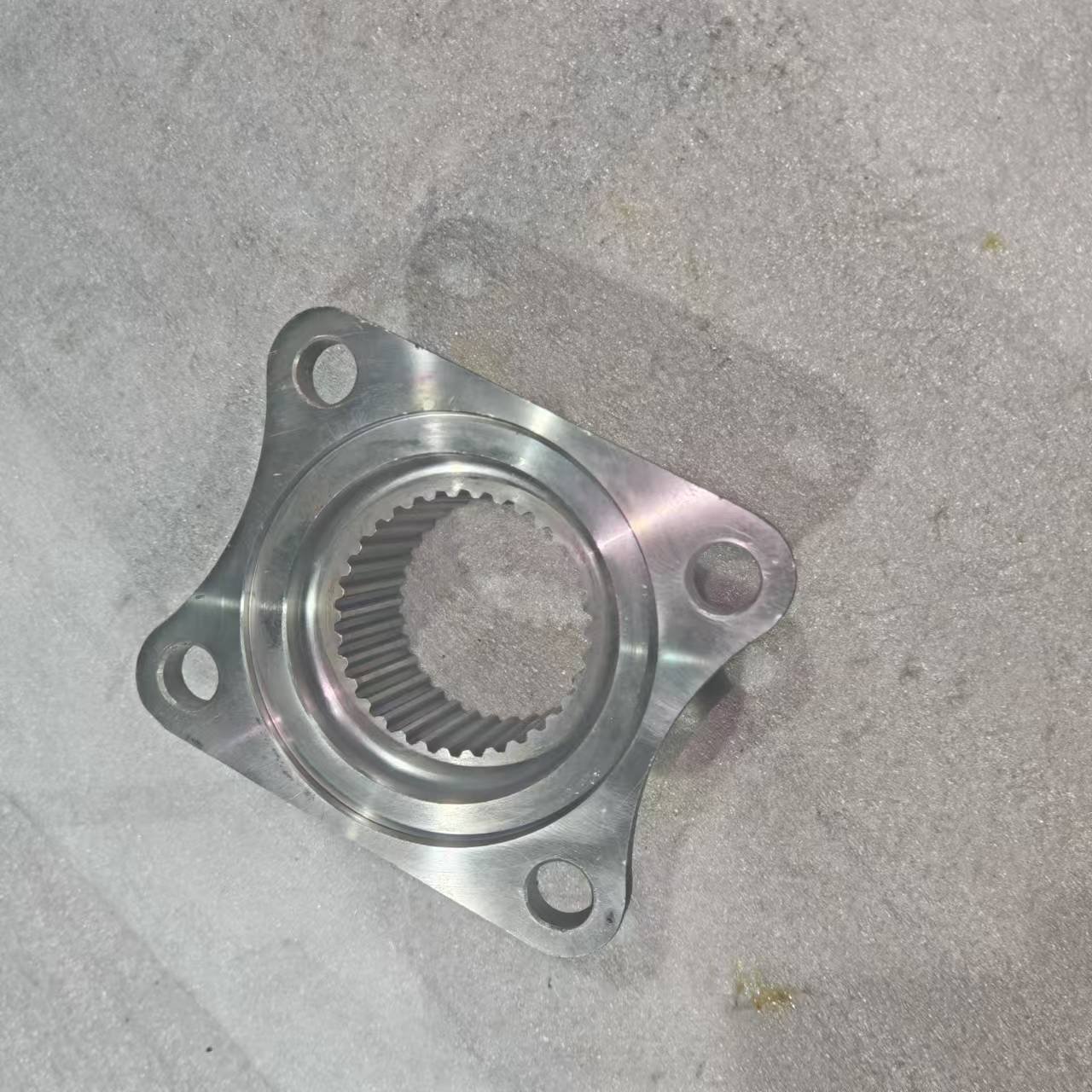 High-Performance Two-Axle Flange Auto Engine Truck Transmission Systems New S6-80 S6-100 Transmission Output Flange 108308083
