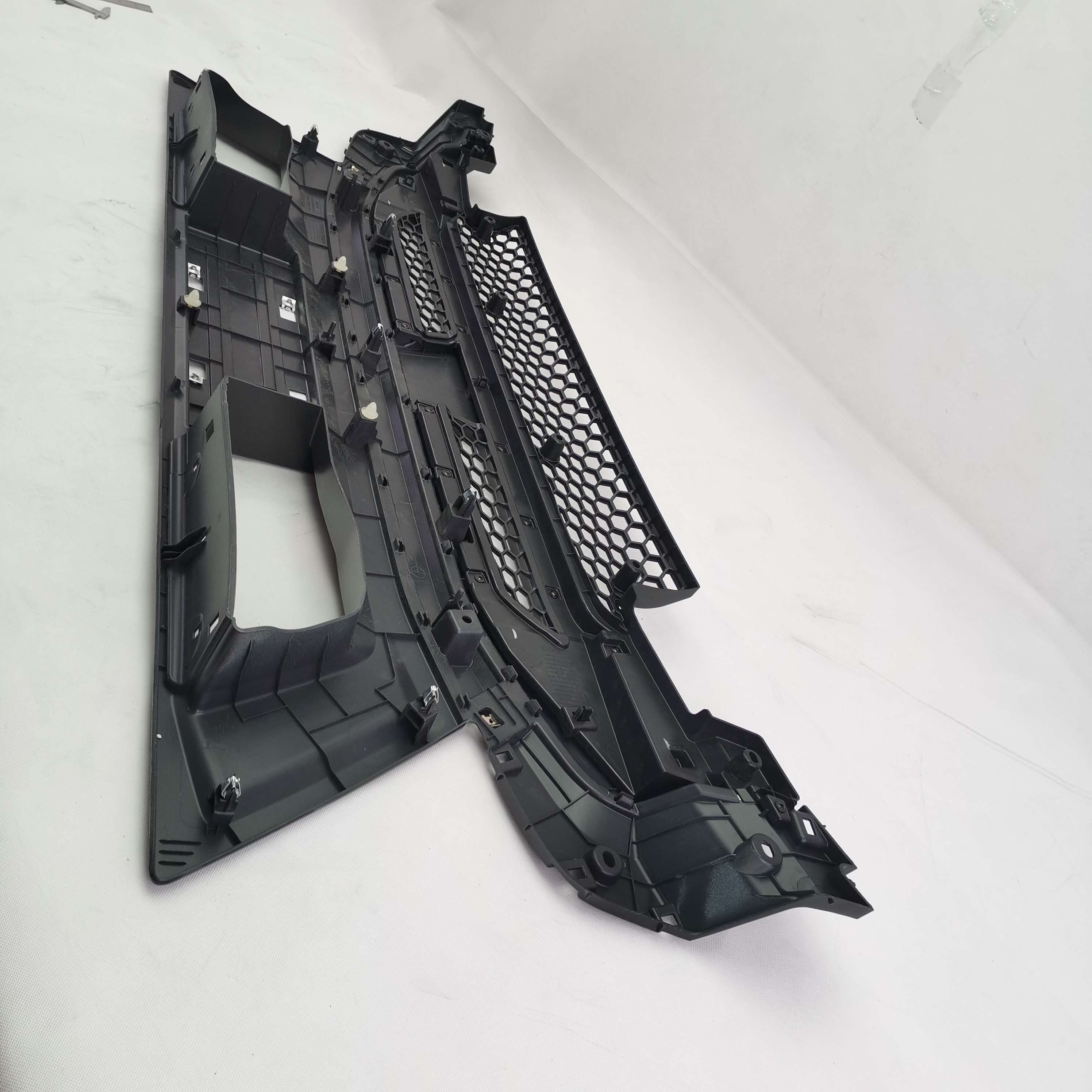 Foton Truck Parts Bumper Grille FM483100000101-AM0122