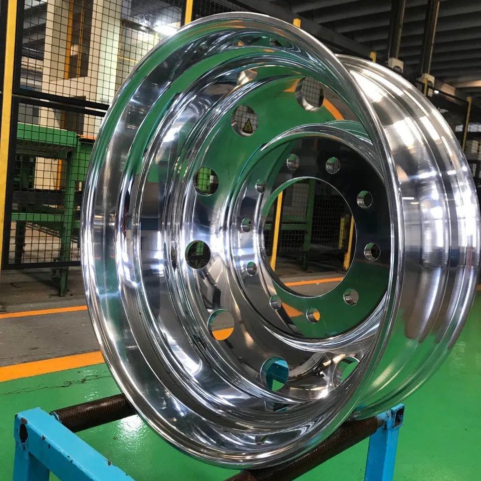 22.5*8.25 Truck Rims for Bus and Trailer Aluminum Alloy Truck Wheels