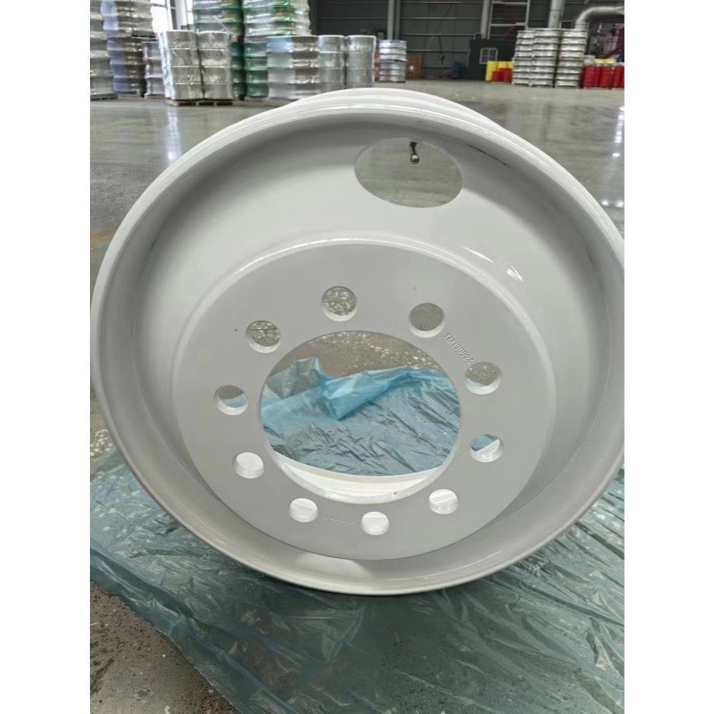 Good Selling Products Yilun 9.00x22.5 8.25x22.5 Steel Wheel for Light Truck Bus Tire