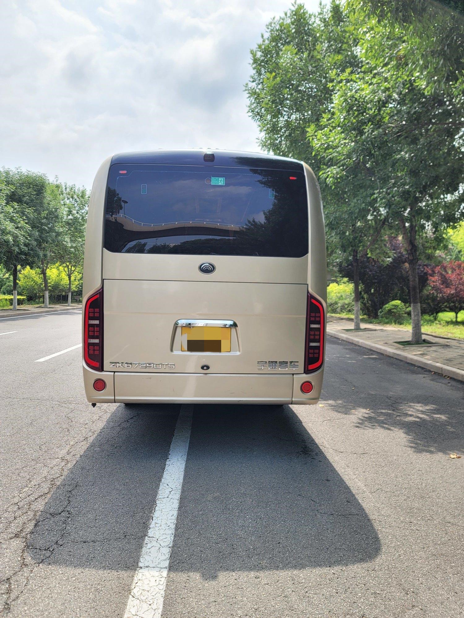 Promotion Yutong Bus Right Hand Drive Youtong 30 Seater Luxury City Buses Front Engine Coaches Second Hand Auto Bus for Sale