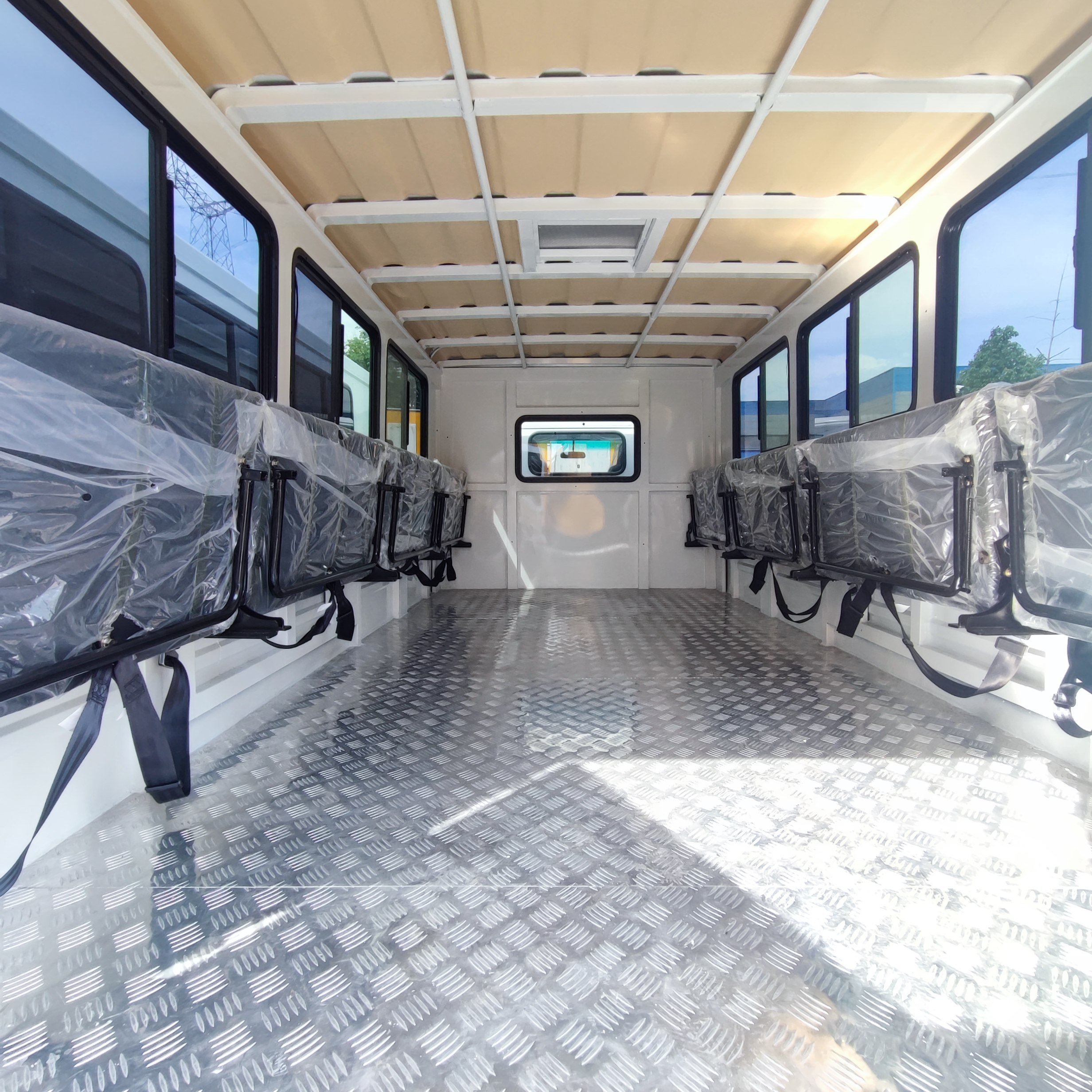 Factory Direct Sale City Bus 18-seat Microbus High Quality Isuz Coach Bus
