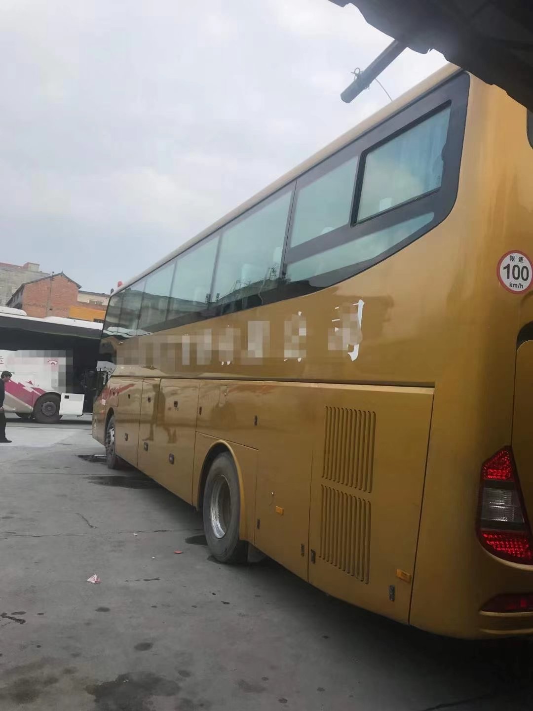 Used Bus De Transport Public Yu - Tong Zk6126 Diesel 70 Seater Bus for Sale Yuchai Engine Double-decker Bus
